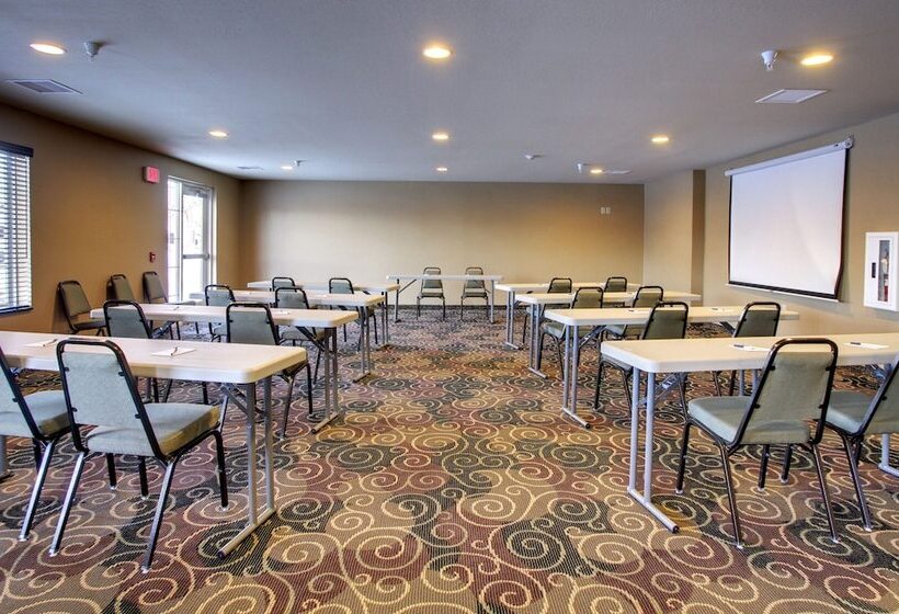 فندق Cobblestone Inn & Suites  Rugby