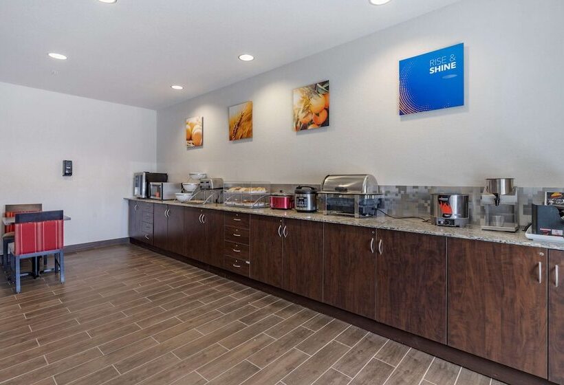 فندق Comfort Inn & Suites