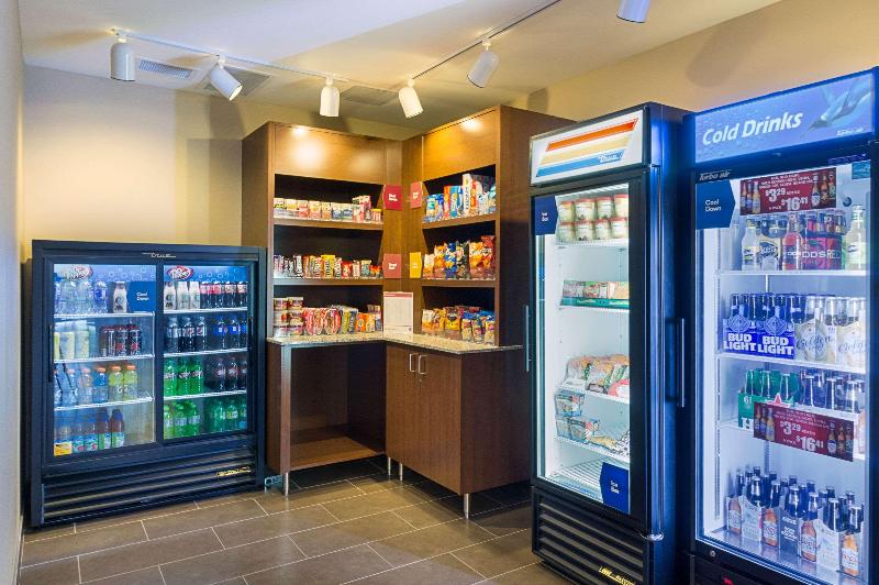 فندق Comfort Suites And Conference Center