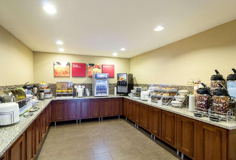 فندق Comfort Suites And Conference Center