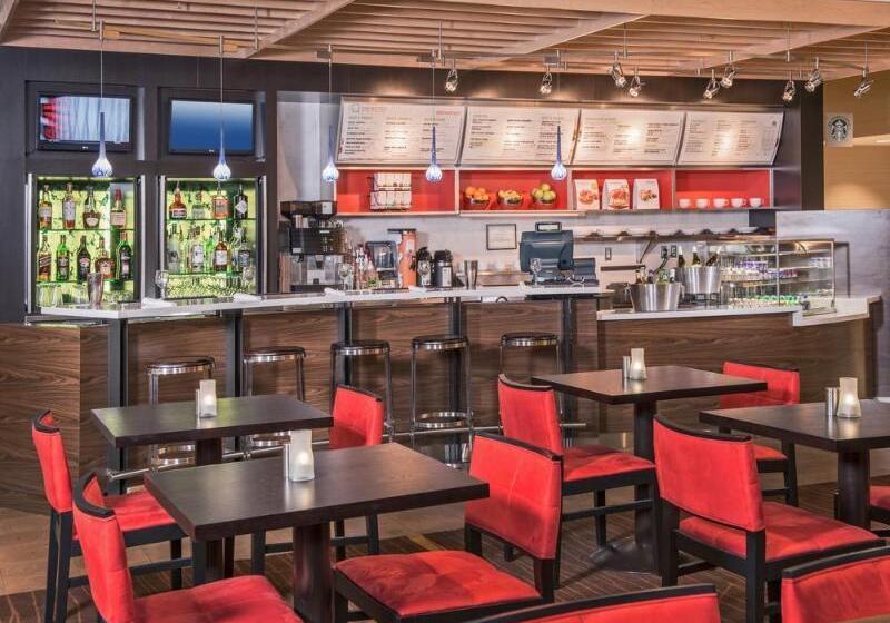 ホテル Courtyard By Marriott Glassboro Rowan University