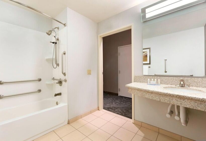 هتل Courtyard By Marriott Kalamazoo Portage