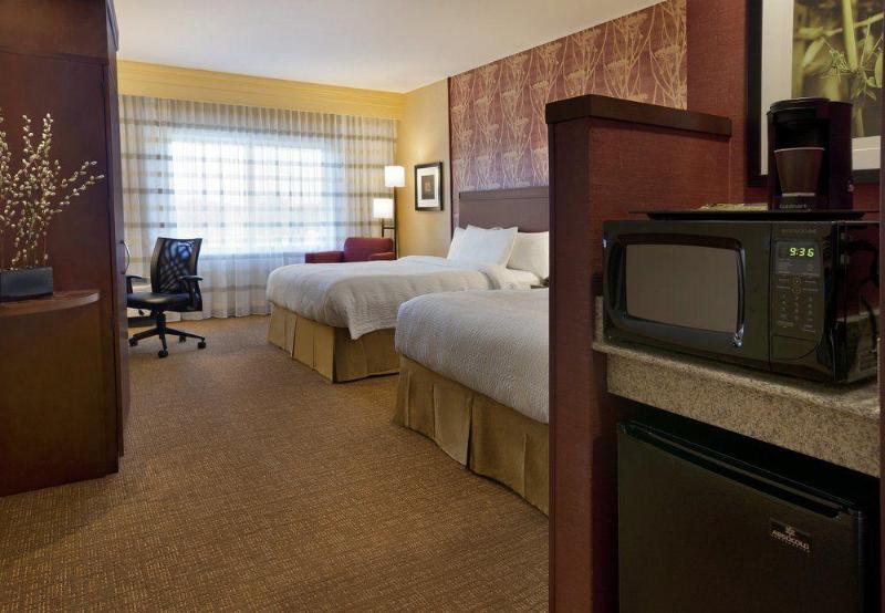 هتل Courtyard By Marriott Little Rock North
