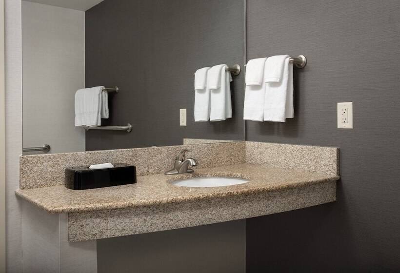 هتل Courtyard By Marriott Little Rock North