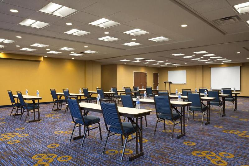 هتل Courtyard By Marriott Little Rock North