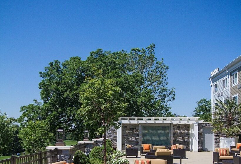 ホテル Courtyard By Marriott Philadelphia Springfield