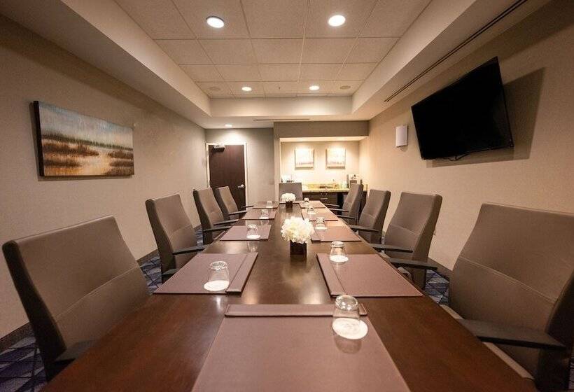 ホテル Courtyard By Marriott Philadelphia Springfield