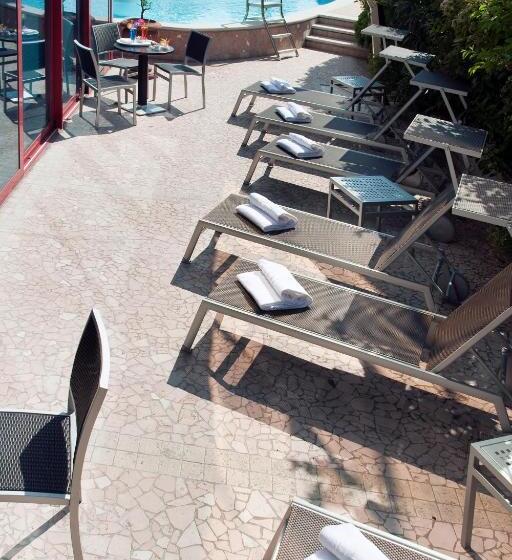 Отель Desenzano