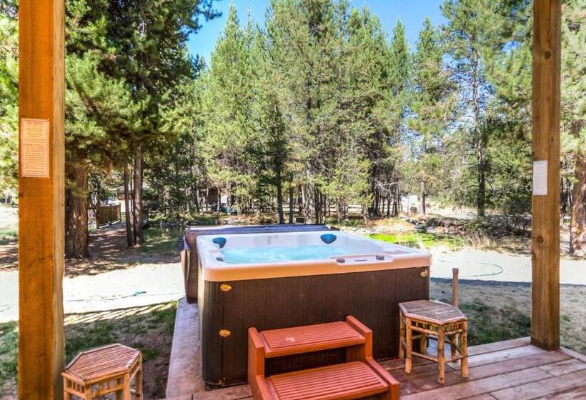 호텔 Diamondstone Guest Lodges