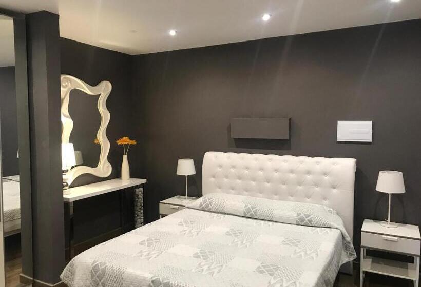 فندق El Petit Mirador