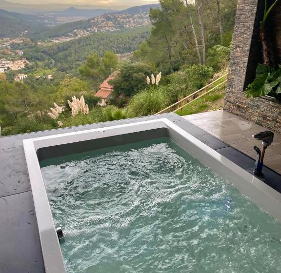 فندق El Petit Mirador