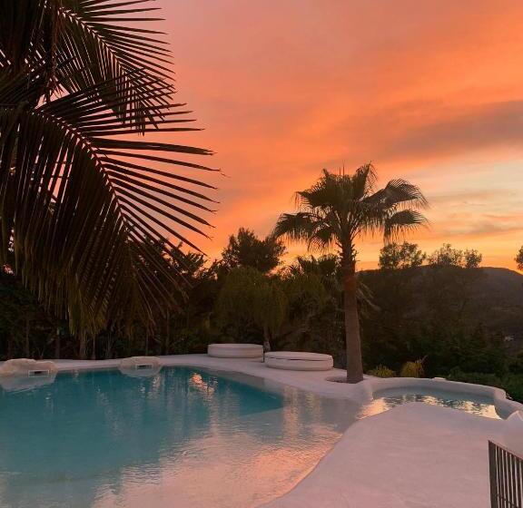 فندق El Petit Mirador