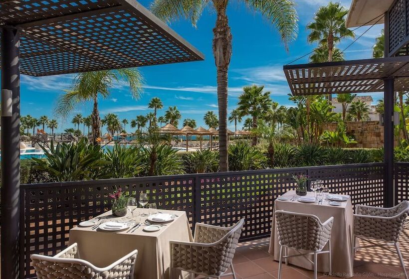 Estepona Hotel & Spa Resort