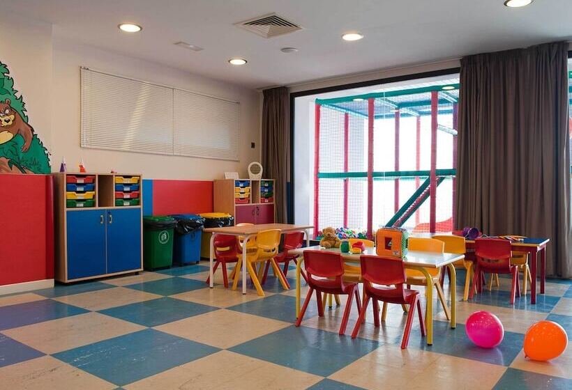 Estepona Hotel & Spa Resort