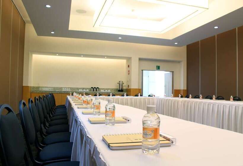 בית מלון כפרי Fiesta Inn Chetumal