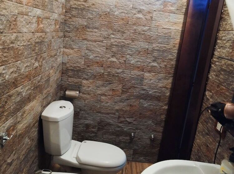 Guva Mangalem Hotel Restaurant