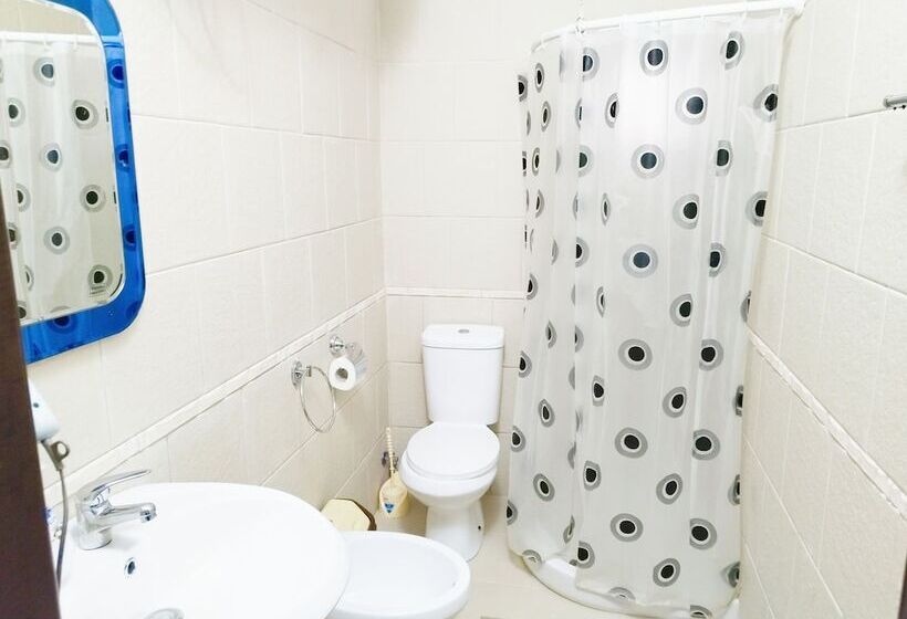 Guva Mangalem Hotel Restaurant