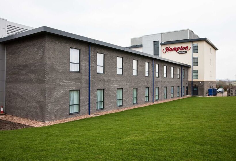 هتل Hampton By Hilton Exeter Airport