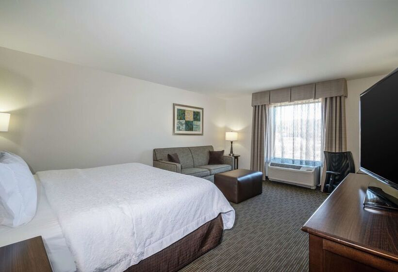 Отель Hampton Inn Huntington University Area