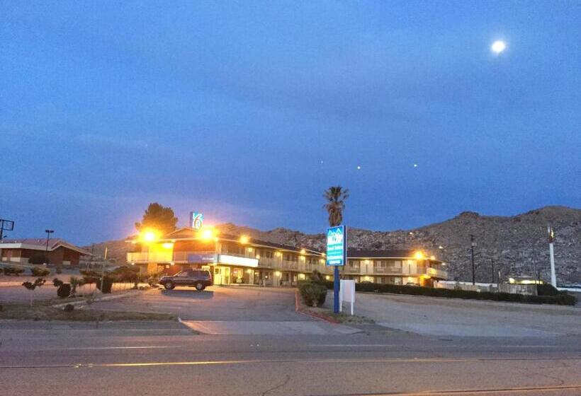 فندق Hilltop Inn & Suites