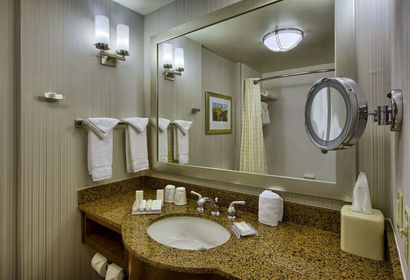 هتل Hilton Garden Inn Durham/university Medical Center