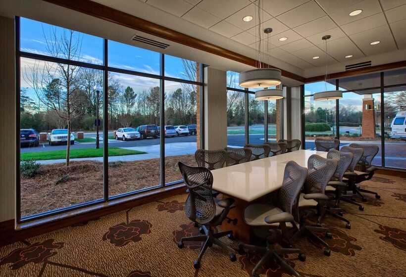 هتل Hilton Garden Inn Durham/university Medical Center