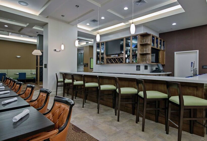 호텔 Hilton Garden Inn Lincoln Downtown/haymarket