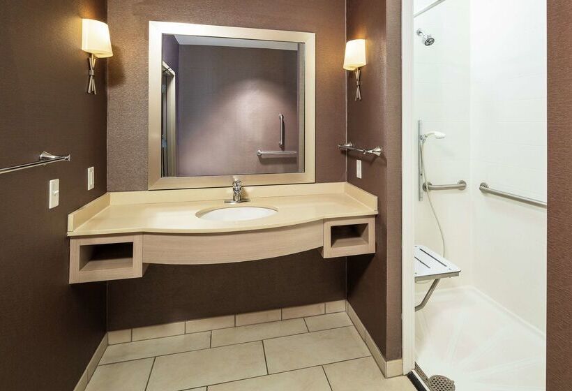 هتل Hilton Garden Inn Sioux Falls Downtown