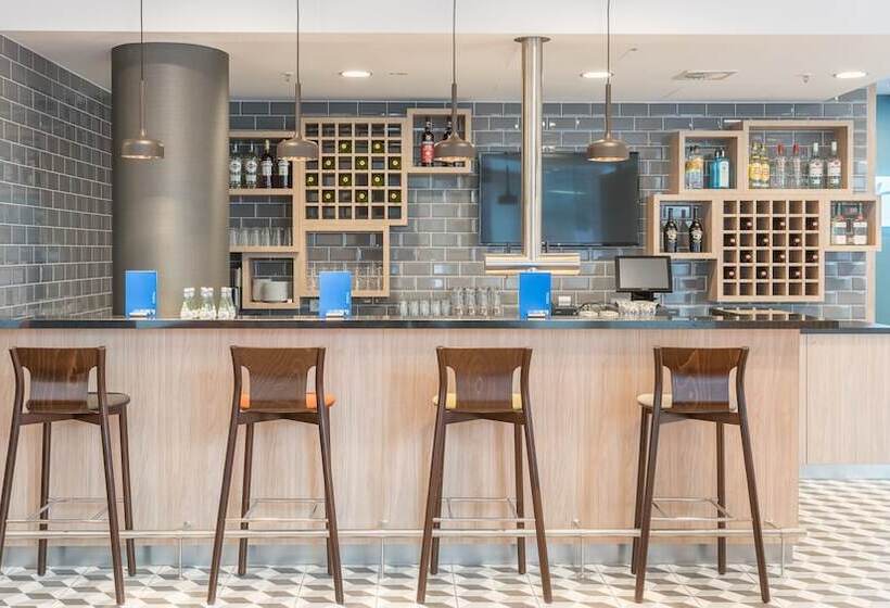 호텔 Holiday Inn Express And Suites Schulenburg, An Ihg