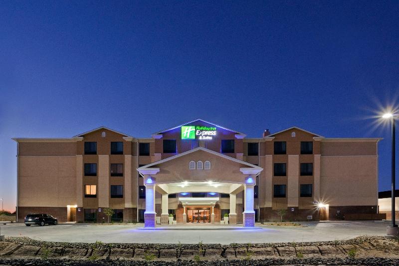 Отель Holiday Inn Express & Suites Deming Mimbres Valley, An Ihg