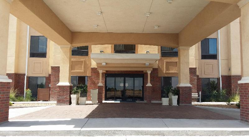 Отель Holiday Inn Express & Suites Deming Mimbres Valley, An Ihg