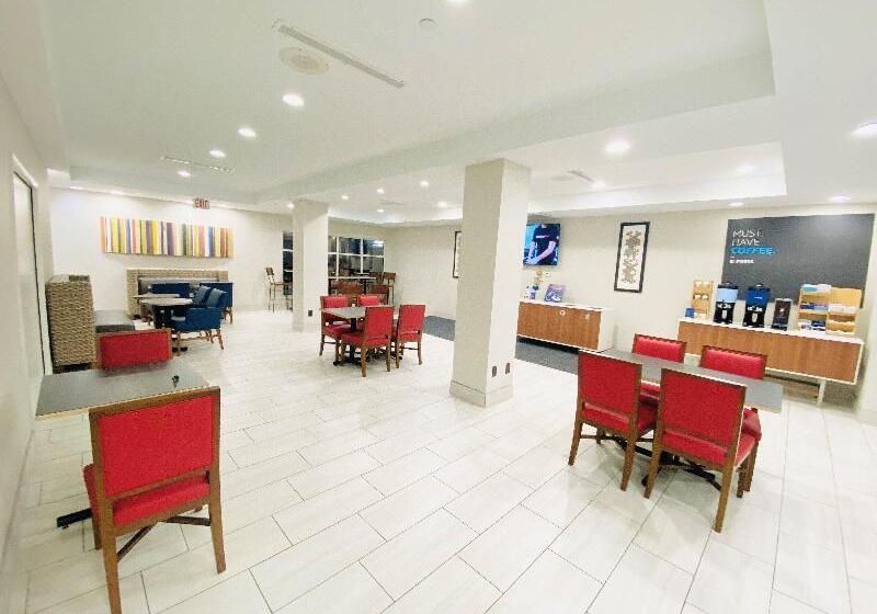 酒店 Holiday Inn Express & Suites Houston East   Baytown By Ihg