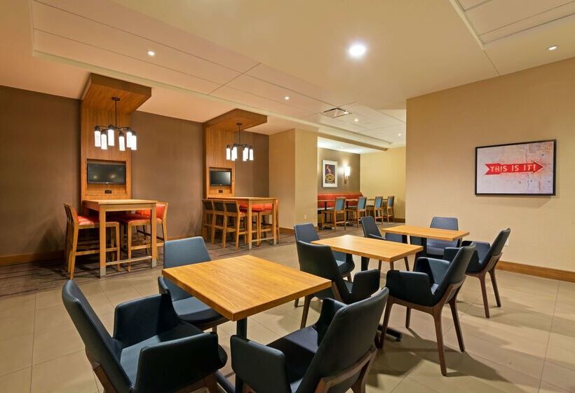 Отель Hyatt Place Nashville Downtown