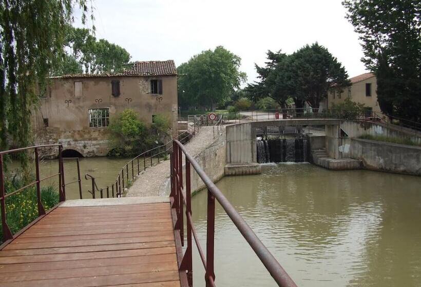 فندق Ile Du Gua Suites