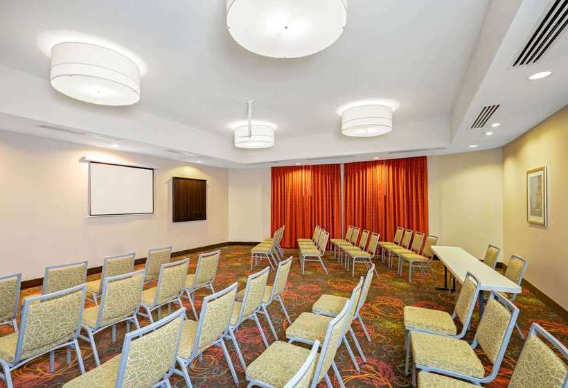 هتل La Quinta By Wyndham Houston Willowbrook