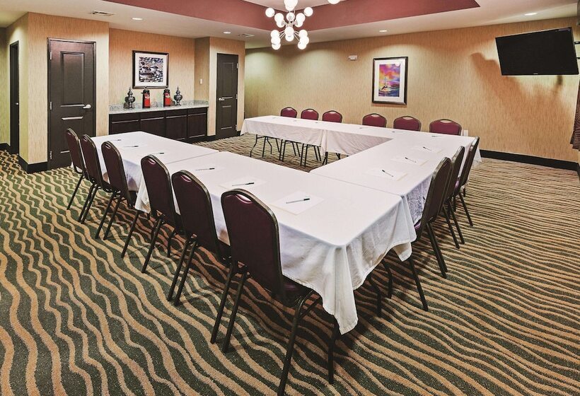 בית מלון כפרי La Quinta By Wyndham Jourdanton   Pleasanton