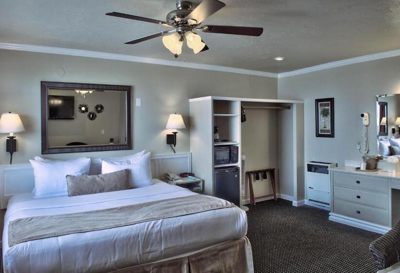 فندق Lovers Point Inn