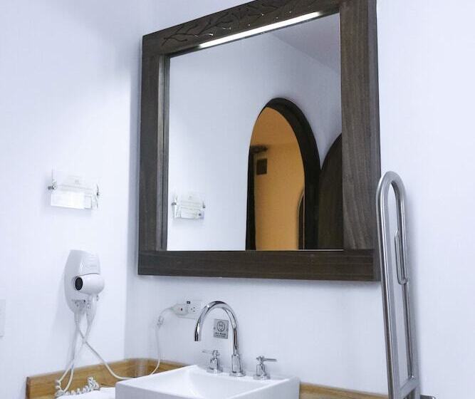 בית מלון כפרי Spa Mansion Santa Isabella