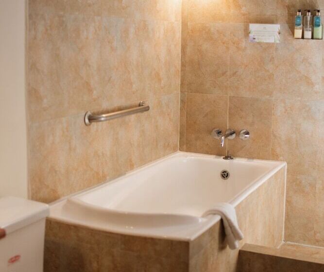 هتل Spa Mansion Santa Isabella