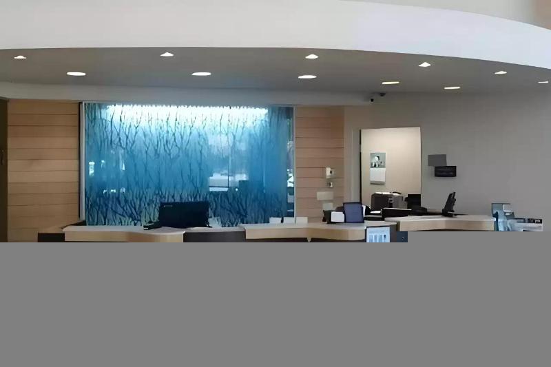 בית מלון כפרי Peach Tree Inn And Suites