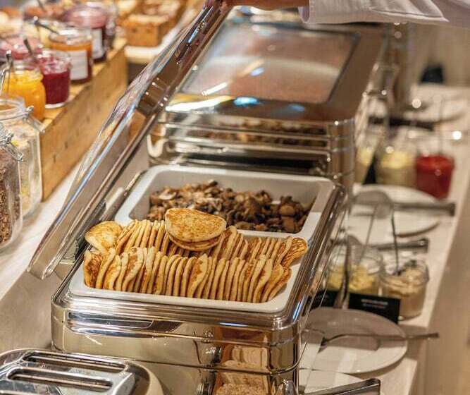 ホテル Puro Krakow Stare Miasto