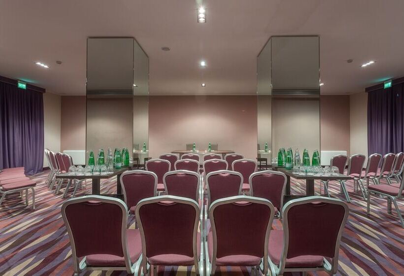 Quality Hotel Green Palace