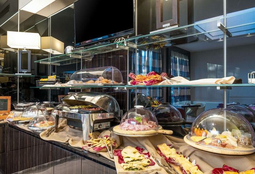 Quality Hotel Green Palace