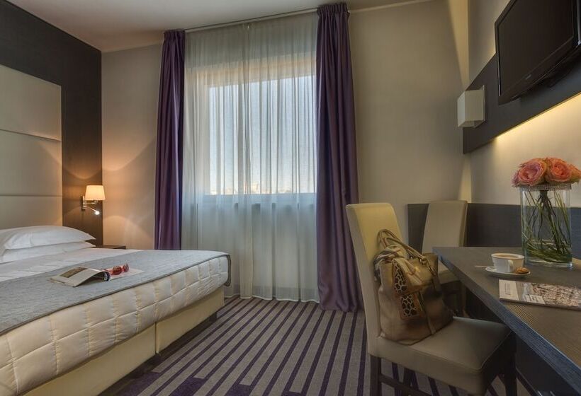 Quality Hotel Green Palace