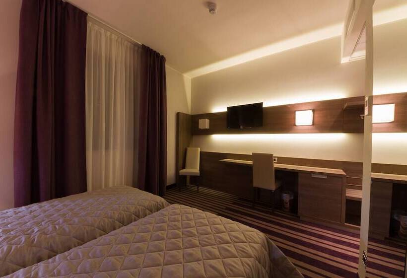 Quality Hotel Green Palace