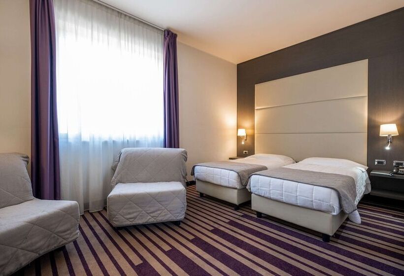 Quality Hotel Green Palace