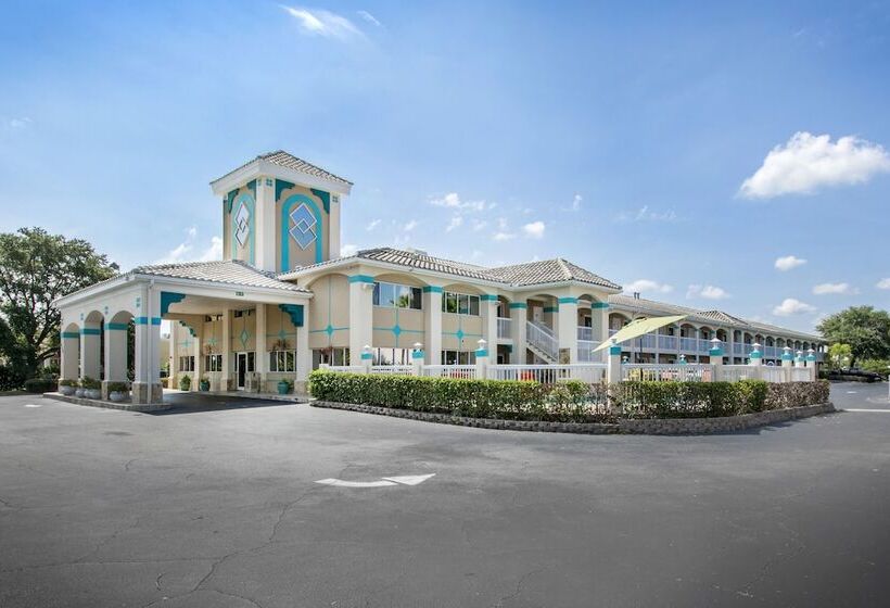 فندق Quality Inn Clermont West Kissimmee