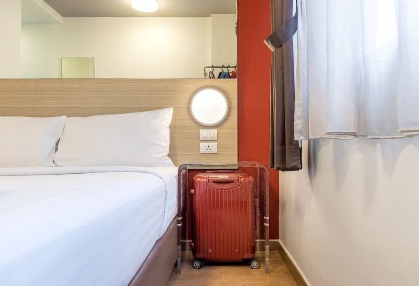 فندق Red Planet Phuket Patong   Sha Extra Plus