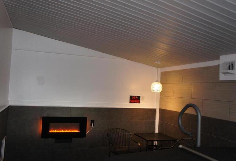 فندق Riverwalk Inn