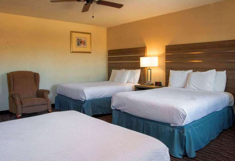 هتل Rodeway Inn Near Universitygateway To Yosemite